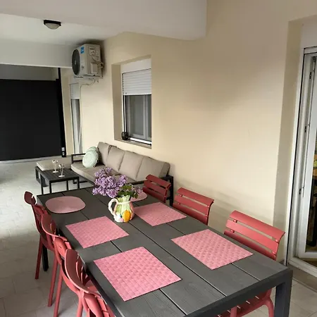 Zeusplace Stylish Living דירה *